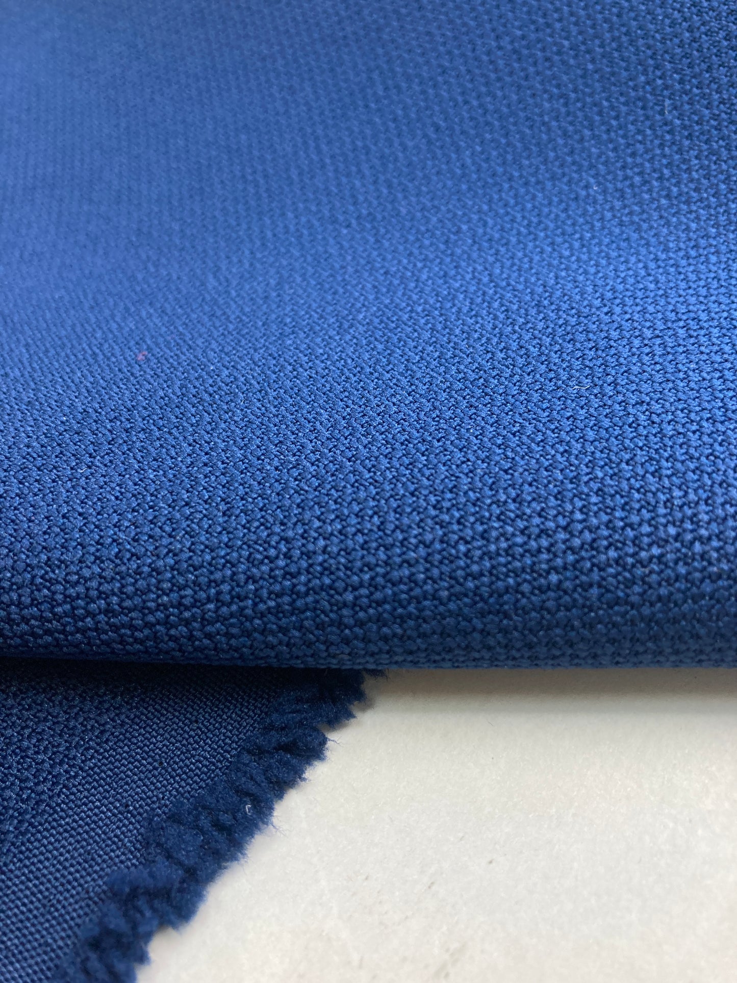 Fidivi Alba Italiaanse Stoffeerstof – Elegantie en Duurzaamheid voor Projectgebruik.