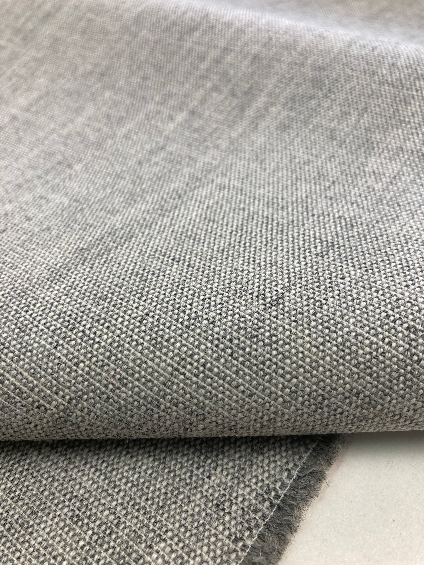 Kvadrat Canvas 2 van Giulio Ridolfo Design meubelstof