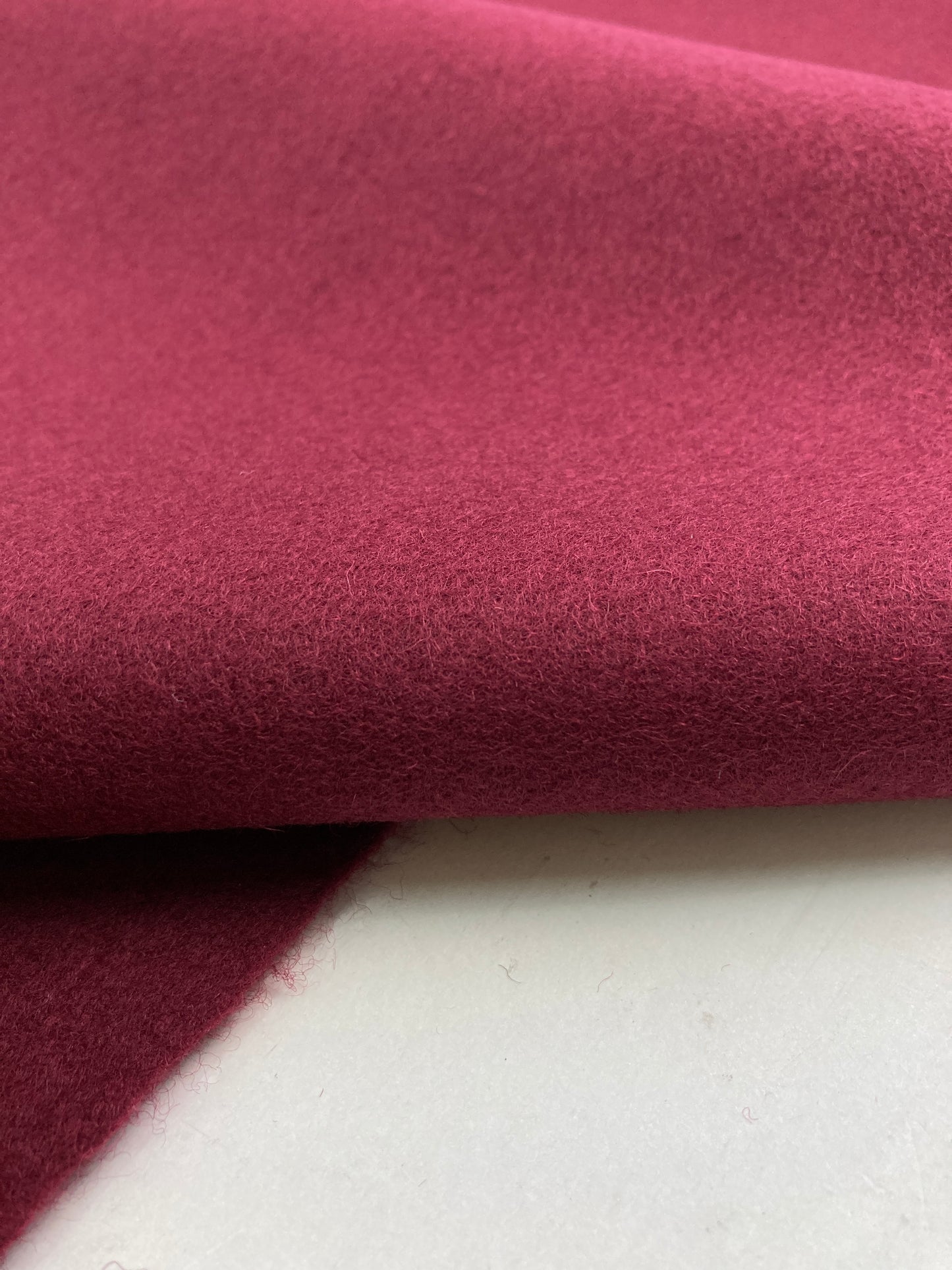 Kvadrat Divina 3 van Finn Skodt | Bekledingsstof van 100% wol 