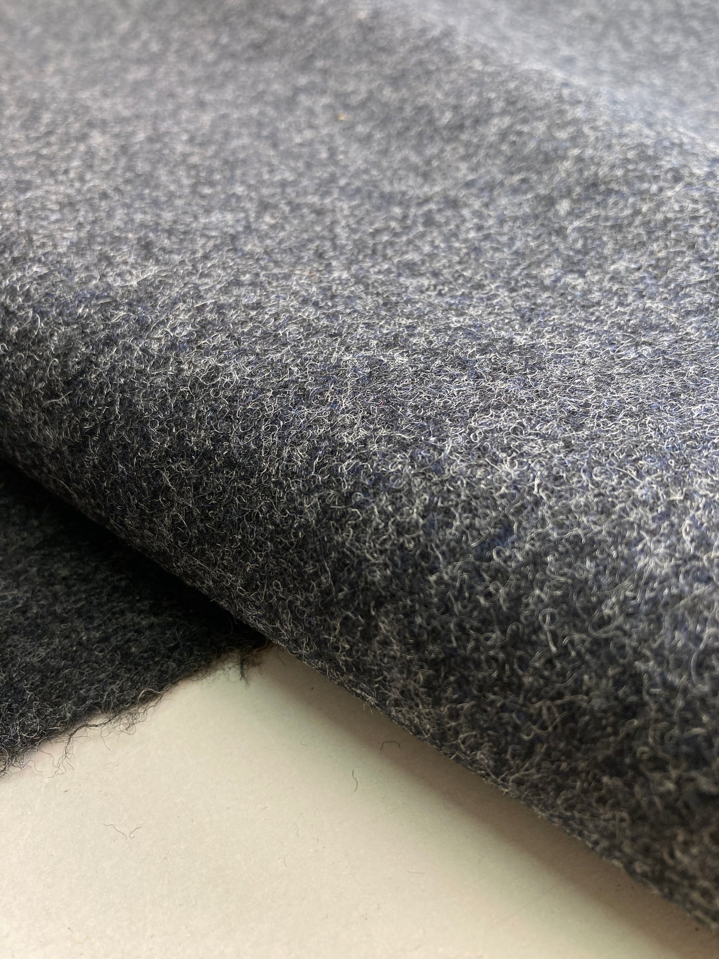 Kvadrat Divina Melange 3 van Finn Skodt 100% wollen bekledingsstof