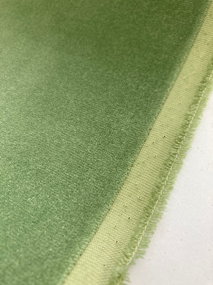 Synthetische contractstoffen gebruikt in de commerciële sector.