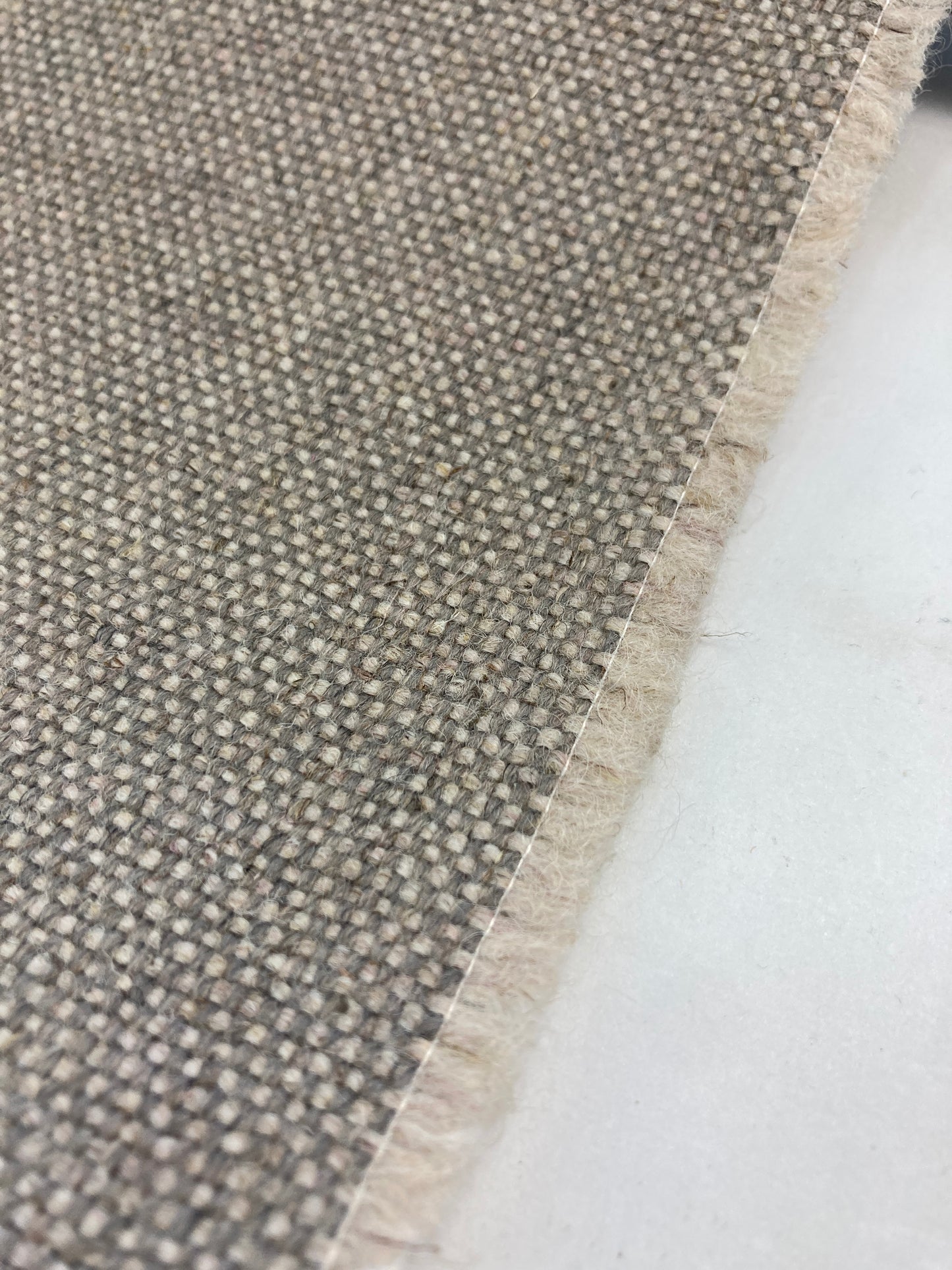 Camira Main Line Flax – Ecologische meubelstof van wol en linnen.