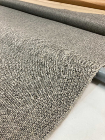Camira Main Line Flax – Ecologische meubelstof van wol en linnen.