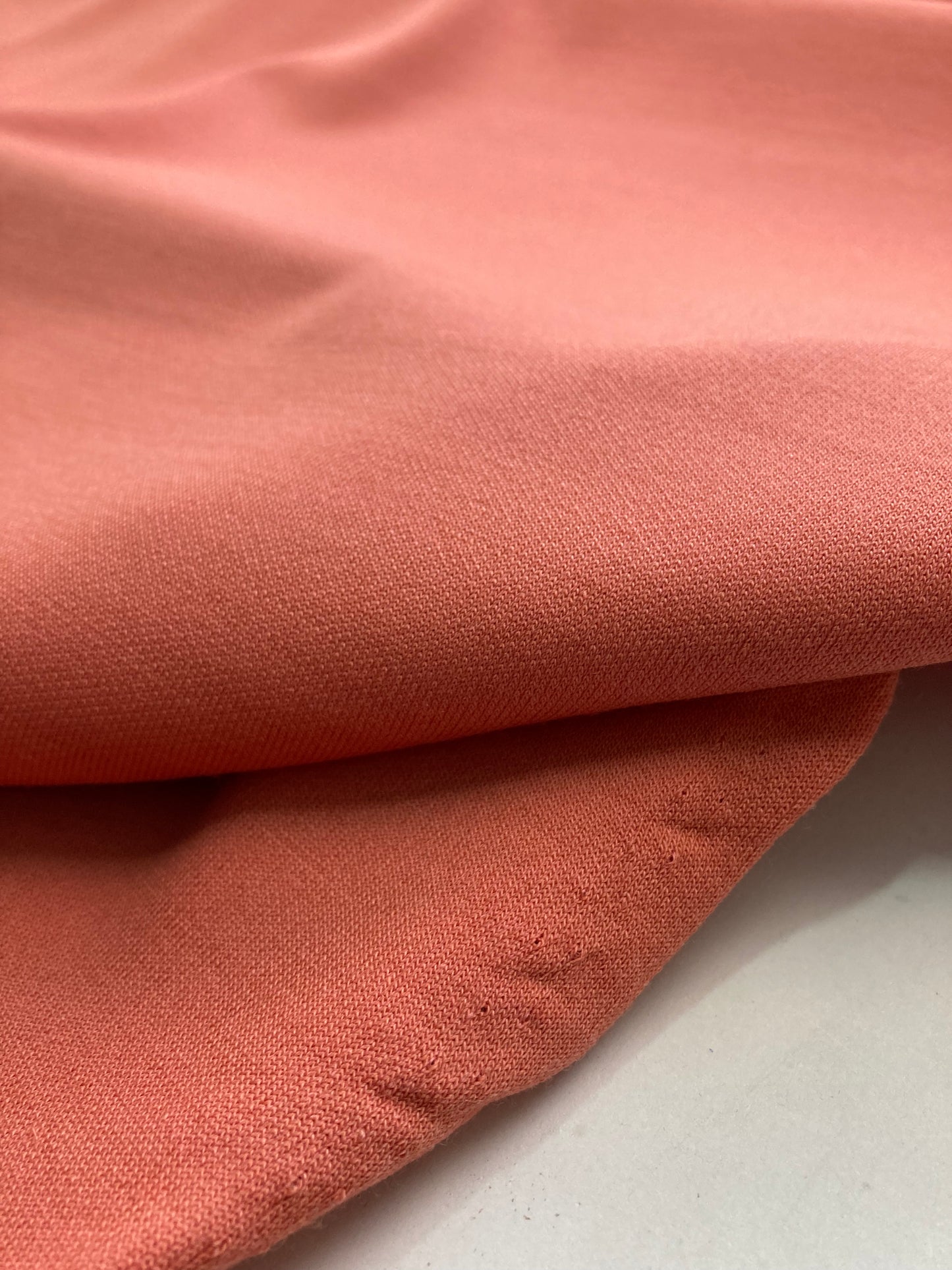 Kvadrat Febrik Planum van Raw Color Design Meubelstof