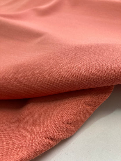 Kvadrat Febrik Planum van Raw Color Design Meubelstof